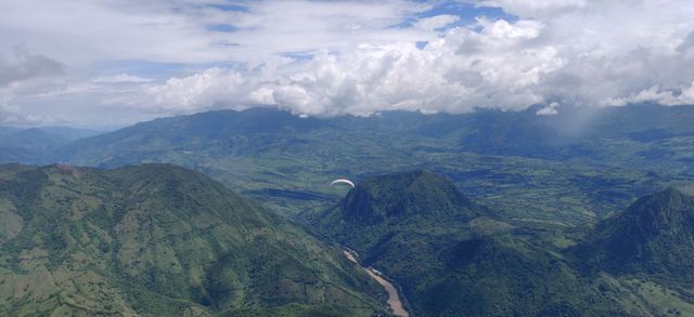 Paragliding near La Pintada