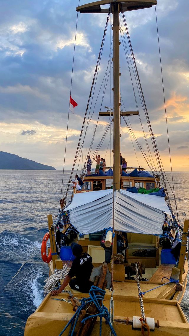 Jaya Liveaboard View
